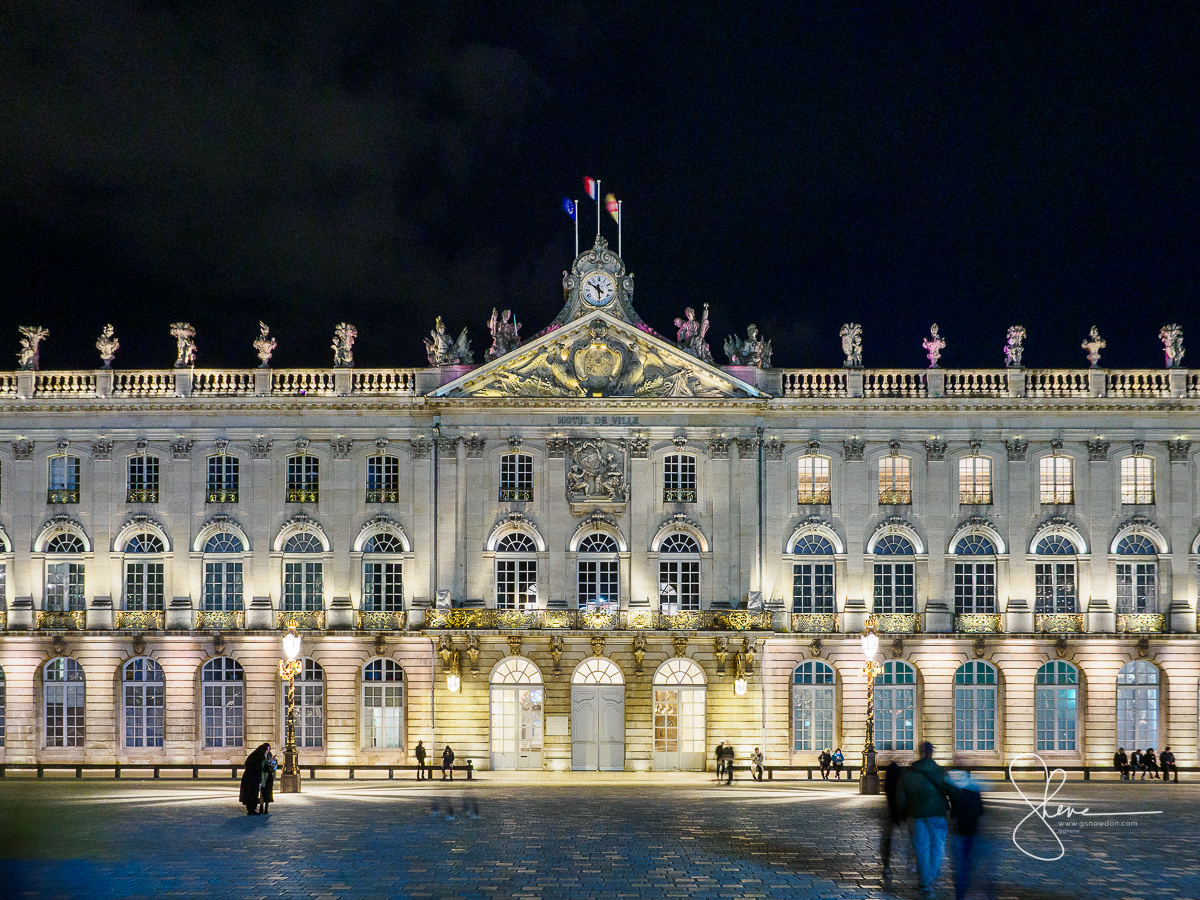 Visiting Nancy, France nancy town hall lit at night